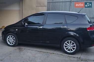 Минивэн SEAT Altea 2011 в 