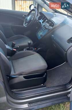 Минивэн SEAT Altea 2008 в 