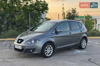 Минивэн SEAT Altea 2012 в 