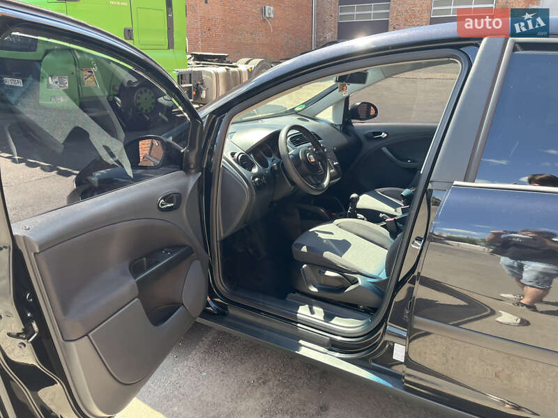 Минивэн SEAT Altea 2006 в Чернигове