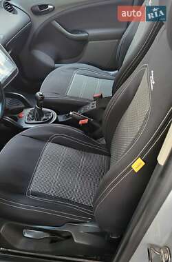 Минивэн SEAT Altea 2004 в 