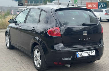 Минивэн SEAT Altea 2006 в 