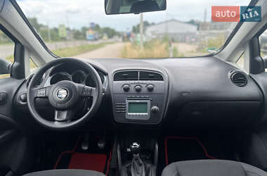 Минивэн SEAT Altea 2006 в 