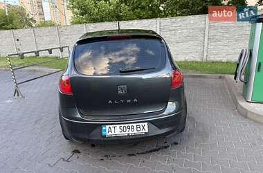 Минивэн SEAT Altea 2008 в 