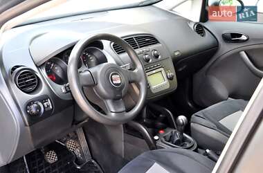 Минивэн SEAT Altea 2008 в 