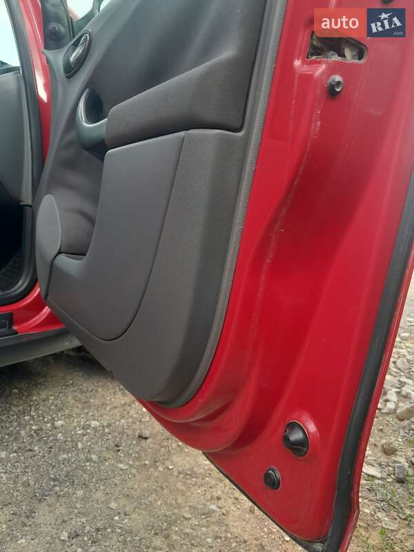 Минивэн SEAT Altea 2004 в Борщеве