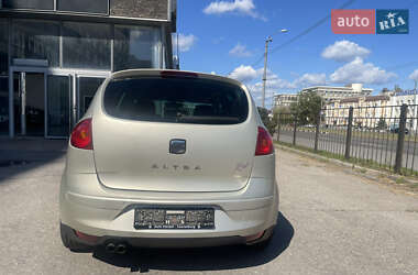 Минивэн SEAT Altea 2005 в 
