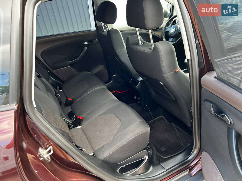 Минивэн SEAT Altea 2008 в Днепре