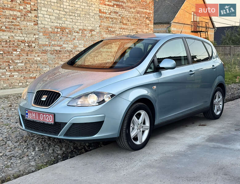 Минивэн SEAT Altea 2009 в 