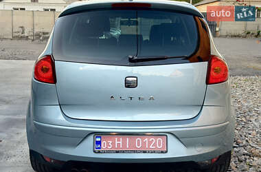 Минивэн SEAT Altea 2009 в 