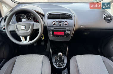 Минивэн SEAT Altea 2009 в 