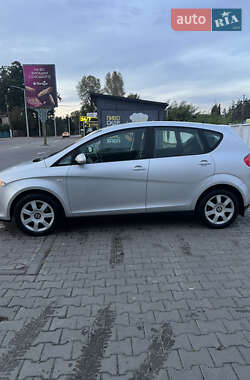 Мінівен SEAT Altea 2004 в 