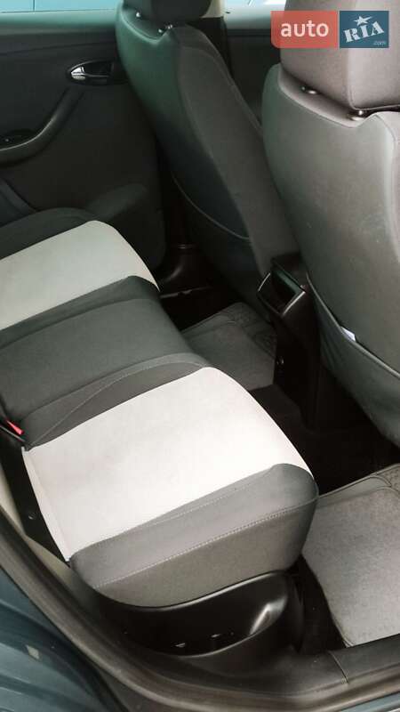 Минивэн SEAT Altea 2008 в Полтаве