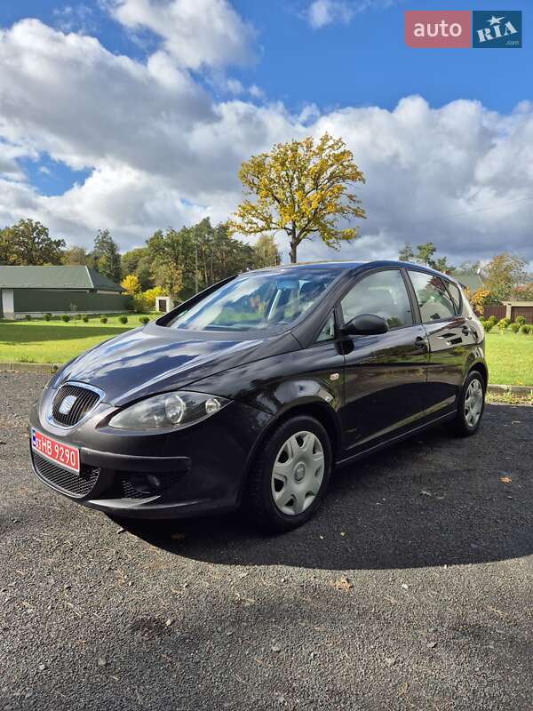 Минивэн SEAT Altea 2005 в Киверцах