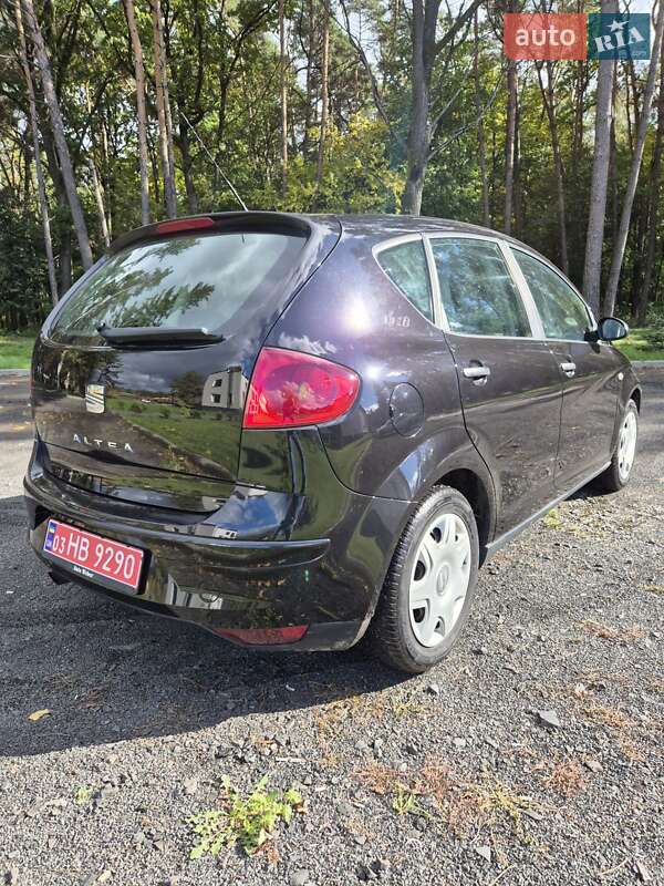 Минивэн SEAT Altea 2005 в Киверцах