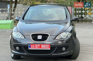 Минивэн SEAT Altea 2004 в 