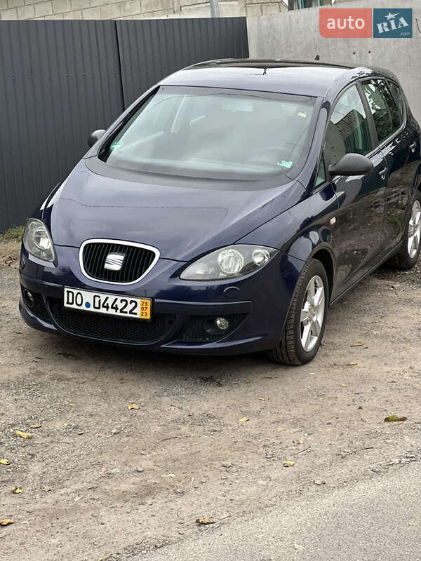 Минивэн SEAT Altea 2008 в Макарове фото Минивэн SEAT Altea 2008 в Макарове
