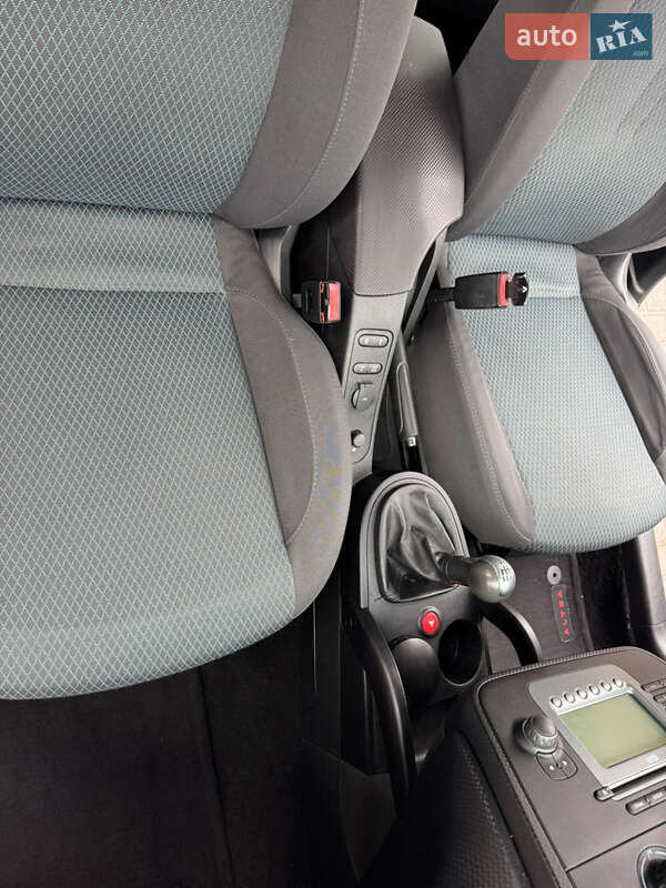Минивэн SEAT Altea 2007 в Каменском фото 15 Минивэн SEAT Altea 2007 в Каменском
