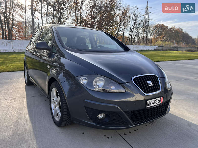 SEAT Altea 2010 SEAT Altea 2010