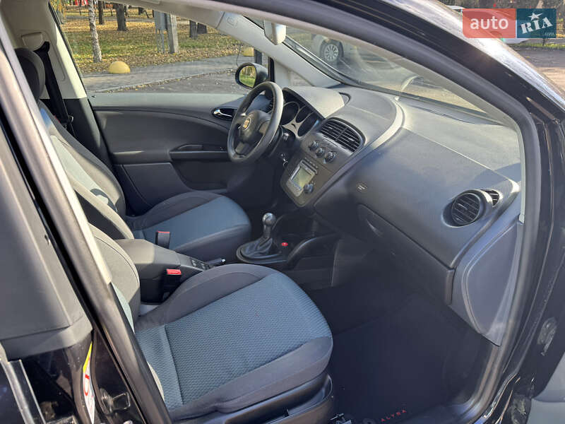 Минивэн SEAT Altea 2007 в Каменском