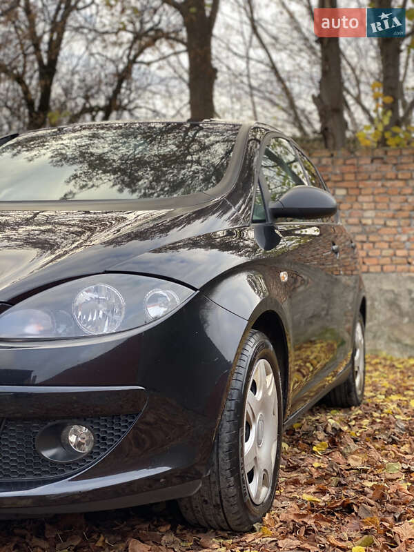 Минивэн SEAT Altea 2007 в Староконстантинове