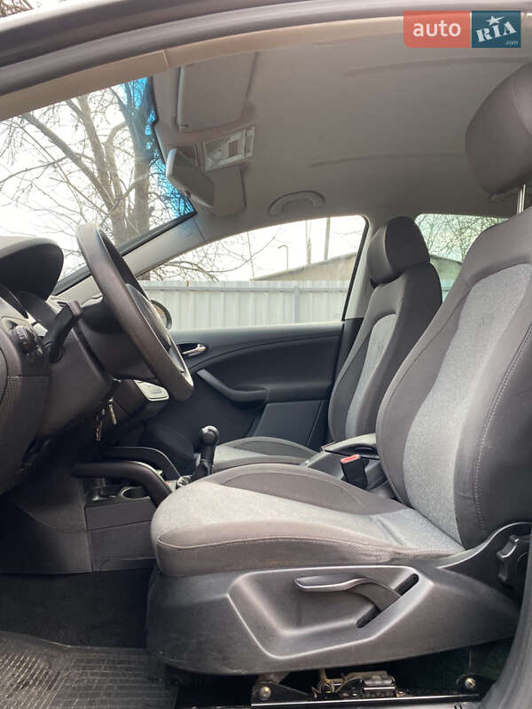 Минивэн SEAT Altea 2007 в Староконстантинове