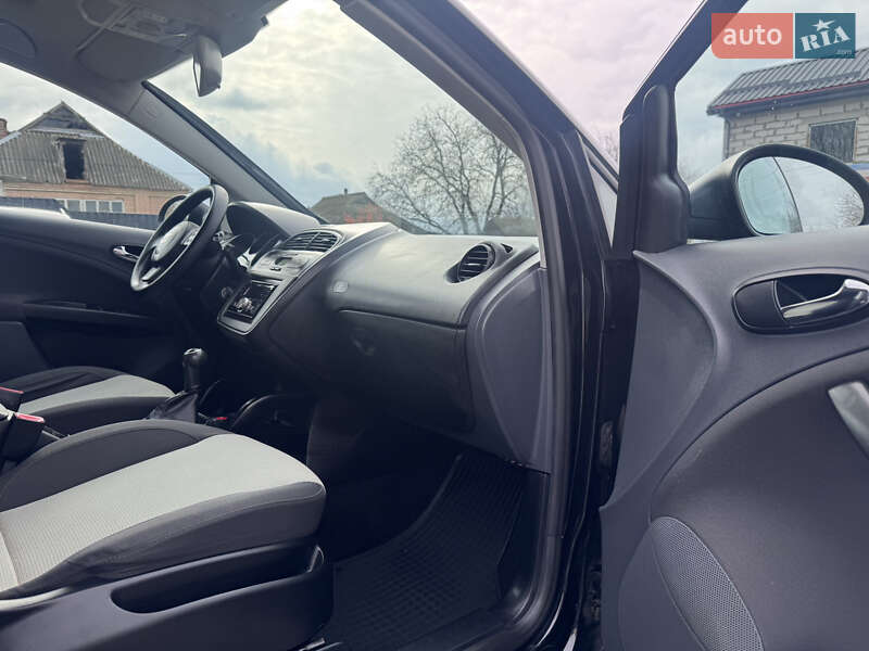 Минивэн SEAT Altea 2009 в Звенигородке