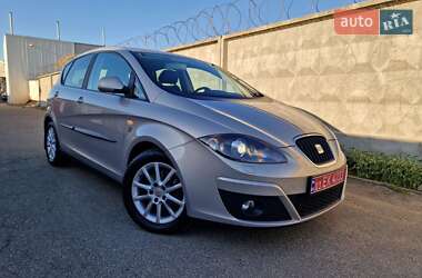 Минивэн SEAT Altea 2010 в Киеве