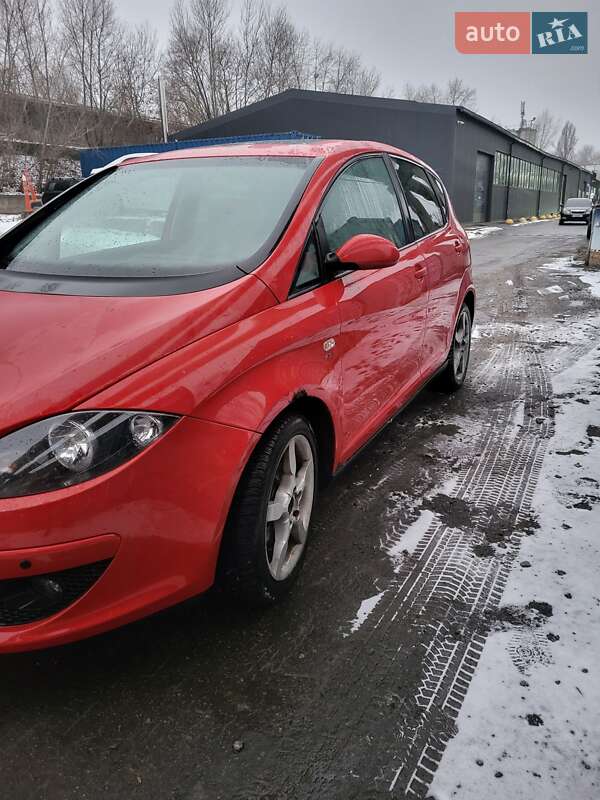 Минивэн SEAT Altea 2005 в Киеве