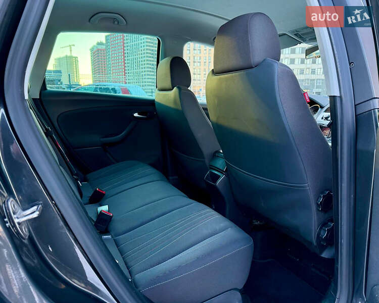 Минивэн SEAT Altea 2011 в Киеве