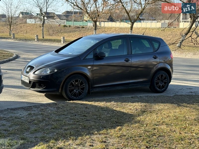 Минивэн SEAT Altea 2004 в Нетешине фото 7 Минивэн SEAT Altea 2004 в Нетешине