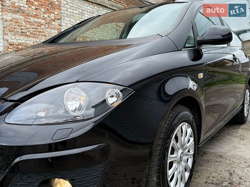 Минивэн SEAT Altea 2010 в Луцке