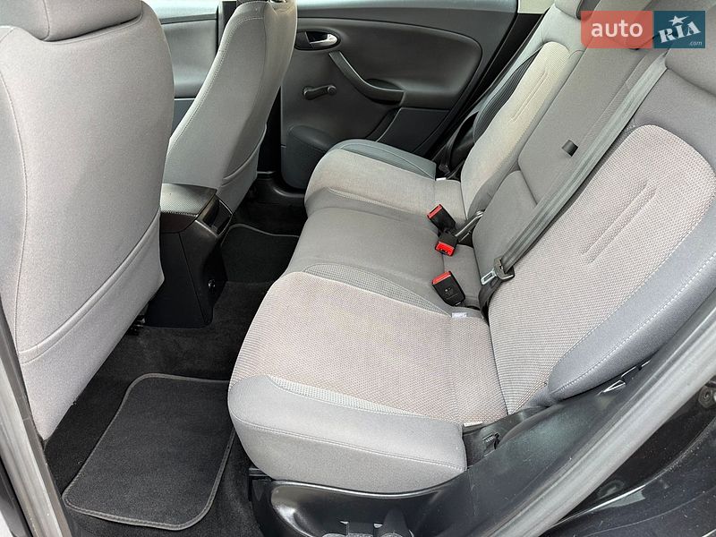 Минивэн SEAT Altea 2010 в Луцке