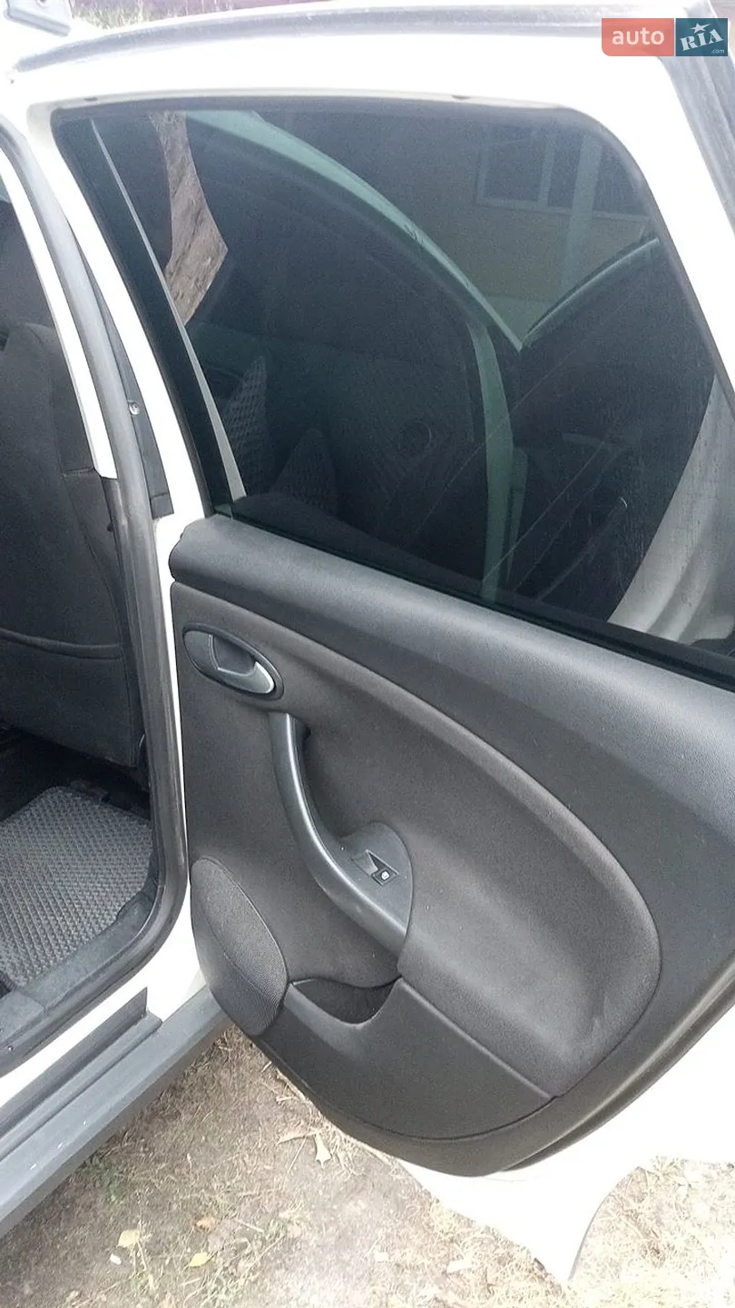 2013 SEAT Altea - мініатюра 26