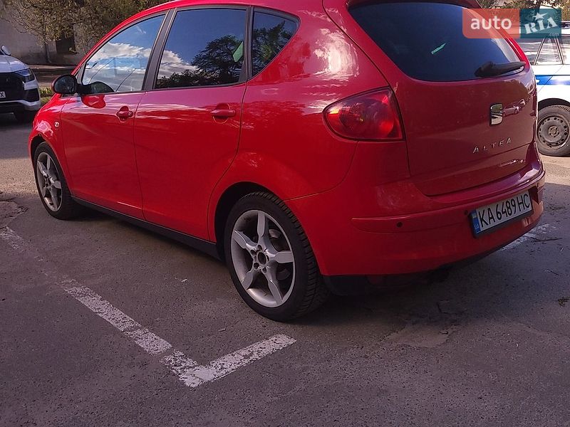 Минивэн SEAT Altea 2005 в Киеве