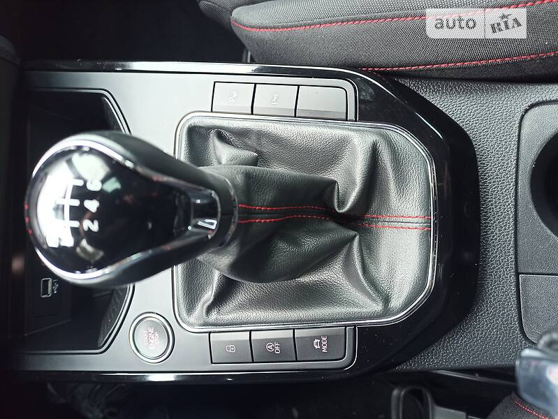 Внедорожник / Кроссовер SEAT Arona 2018 в Виннице