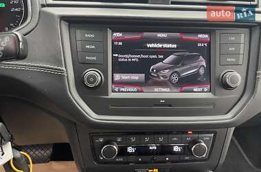Хэтчбек SEAT Arona 2018 в 