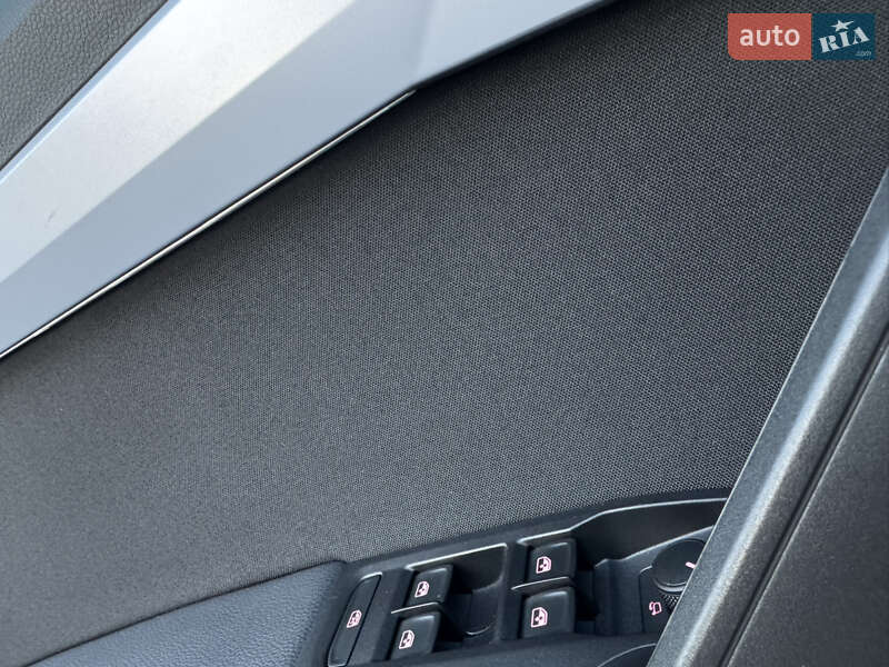 Позашляховик / Кросовер SEAT Arona 2022 в Києві