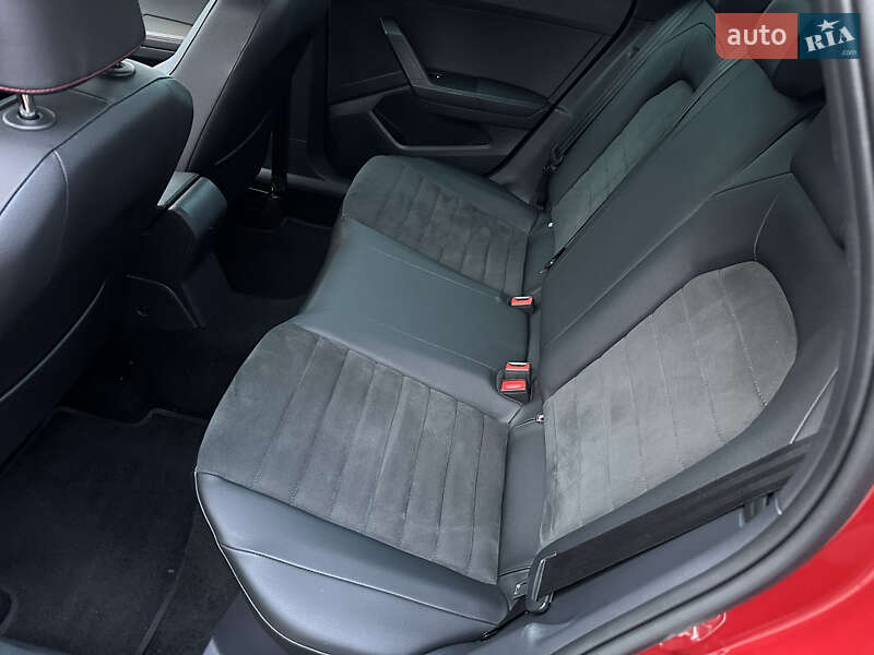 Внедорожник / Кроссовер SEAT Arona 2019 в Черновцах