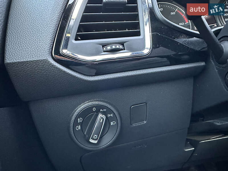 Внедорожник / Кроссовер SEAT Ateca 2017 в Киеве