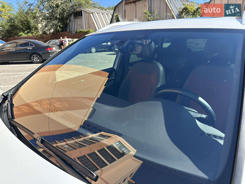 Позашляховик / Кросовер SEAT Ateca 2018 в Дніпрі