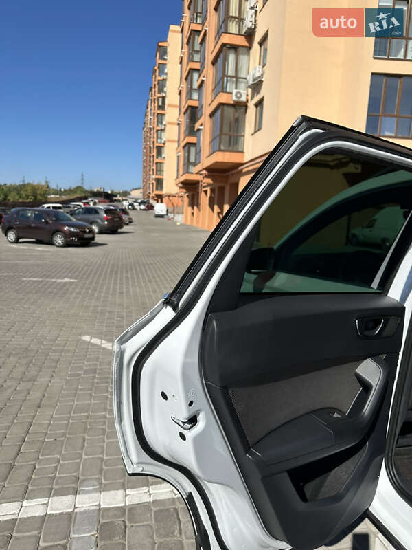 Позашляховик / Кросовер SEAT Ateca 2018 в Дніпрі