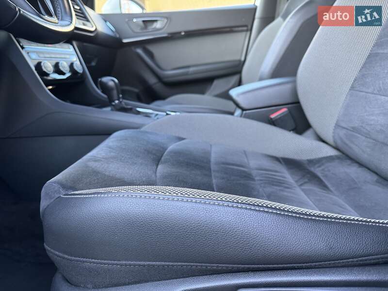 Внедорожник / Кроссовер SEAT Ateca 2017 в Житомире