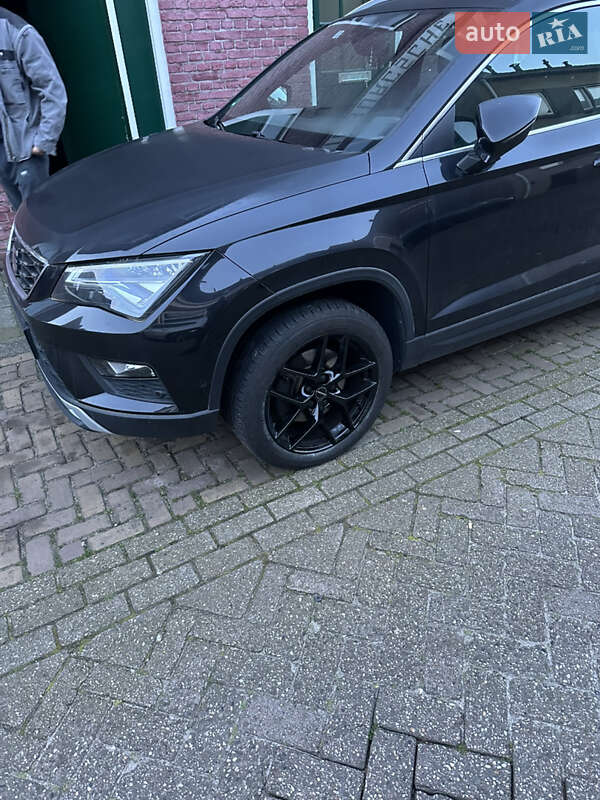 Внедорожник / Кроссовер SEAT Ateca 2016 в Ковеле