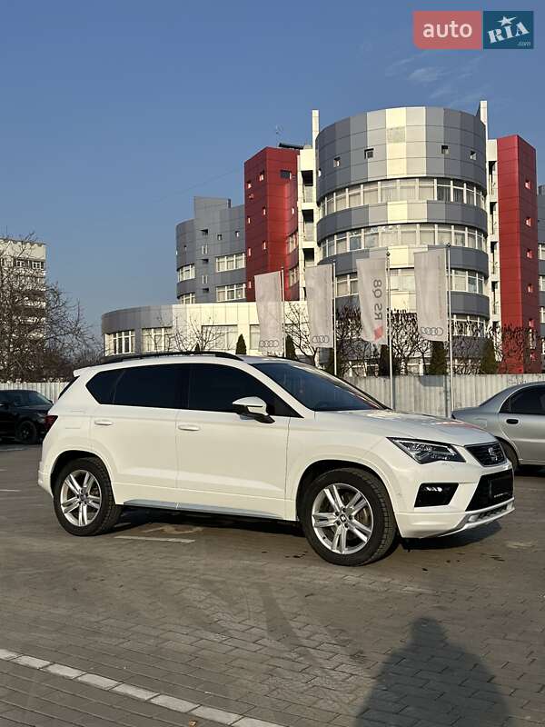 Внедорожник / Кроссовер SEAT Ateca 2019 в Киеве