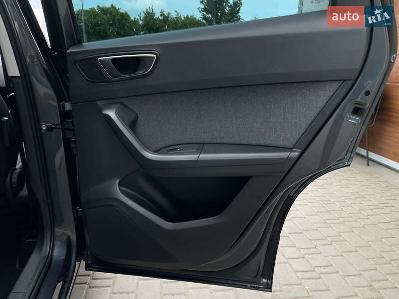 Внедорожник / Кроссовер SEAT Ateca 2020 в Бердичеве