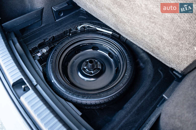 Внедорожник / Кроссовер SEAT Ateca 2019 в Киеве фото 48 Внедорожник / Кроссовер SEAT Ateca 2019 в Киеве