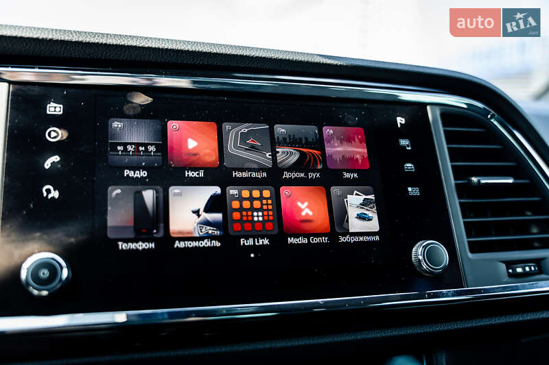 Внедорожник / Кроссовер SEAT Ateca 2019 в Киеве фото 70 Внедорожник / Кроссовер SEAT Ateca 2019 в Киеве