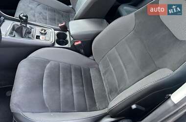 Позашляховик / Кросовер SEAT Ateca 2018 в 