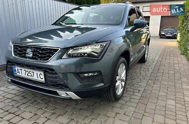 Позашляховик / Кросовер SEAT Ateca 2018 в 